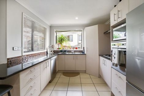 Photo of property in 19 The Enclave, Totara Heights, Auckland, 2105