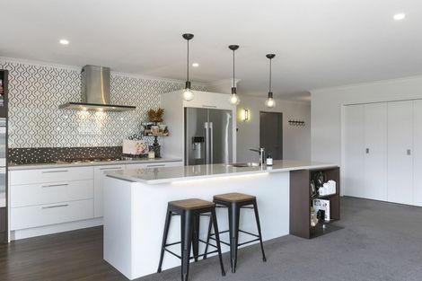 Photo of property in 6 Hagart-alexander Drive, Mosgiel, 9024