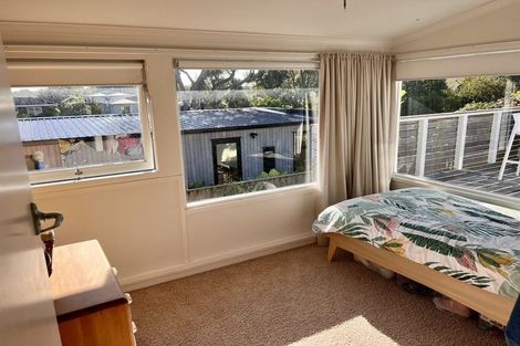 Photo of property in 2 Lindale Grove, Waikanae Beach, Waikanae, 5036