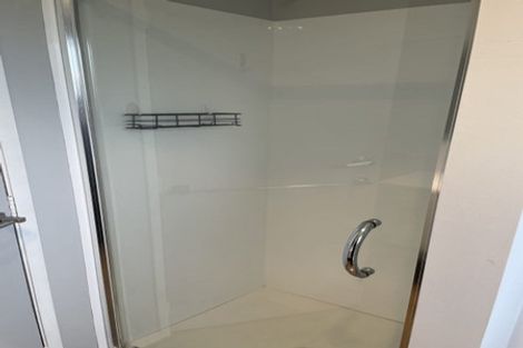 Photo of property in 1 West Harbour Drive, West Harbour, Auckland, 0618