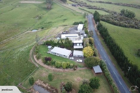 Photo of property in 25 Hull Road, Waitoki, Kaukapakapa, 0871