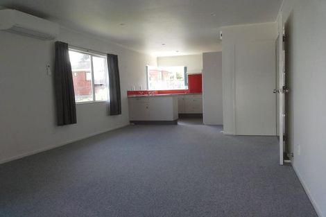 Photo of property in 8b Whiteley Street, Moturoa, New Plymouth, 4310