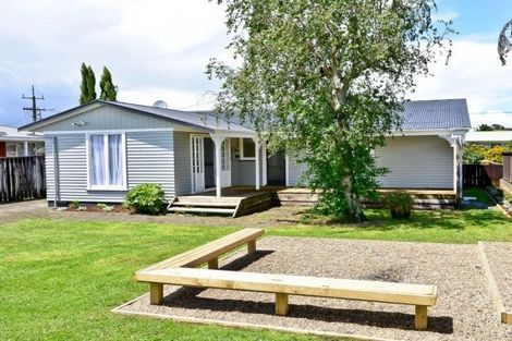 Photo of property in 10 Larnach Street, St Andrews, Hamilton, 3200