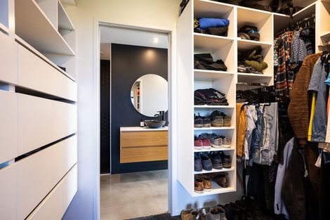 Photo of property in 8a Aderman Place, Hurworth, New Plymouth, 4310