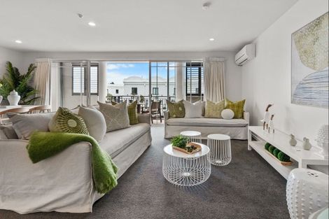 Photo of property in Admiralty Courts, 14/42 Marriner Street, Sumner, Christchurch, 8081