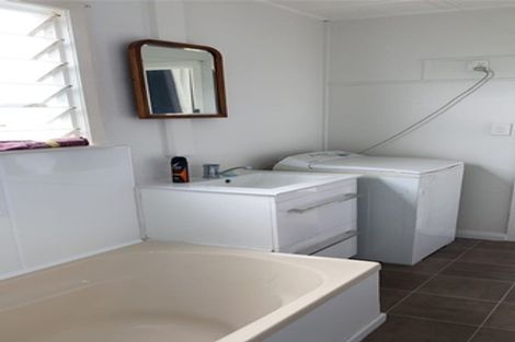 Photo of property in 5a1-5 Waerenga Road, Otaki, 5512