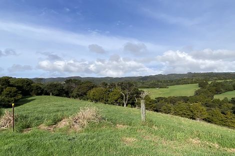 Photo of property in 8 Starlight Place, Langs Beach, 0582