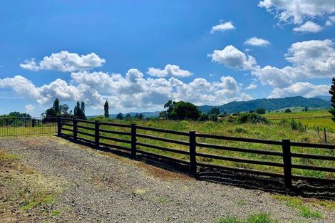 Photo of property in 19 Lerwick Lane, Nukuhou, 3196