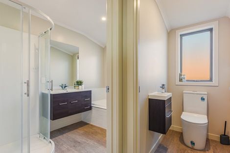 Photo of property in 42 Katania Heights, Brightwater, 7022