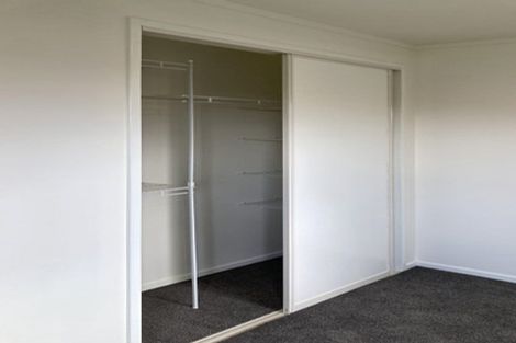 Photo of property in 10/520 Don Buck Road, Westgate, Auckland, 0614