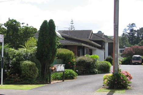 Photo of property in 3/51 Anzac Road, Browns Bay, Auckland, 0630