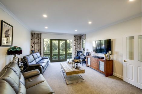 Photo of property in 6 Fulford Place, Havelock North, 4130