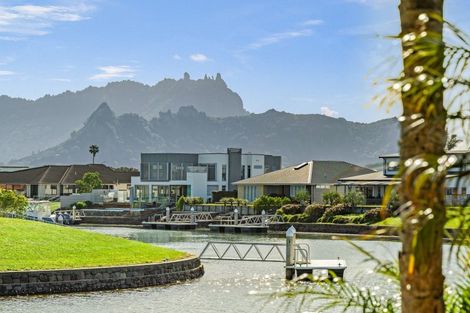 Photo of property in 3 Kuaka Grove, One Tree Point, 0118