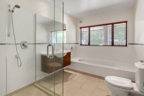 Photo of property in 27a The Parade, Bucklands Beach, Auckland, 2012