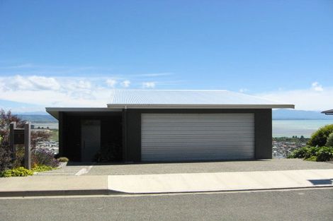 Photo of property in 3 Zeehaen Place, Britannia Heights, Nelson, 7010