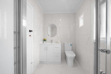 Photo of property in 33 Rollerson Street, Papakura, 2110