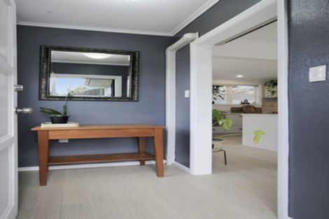 Photo of property in 96 Thames Road, Paeroa, 3600