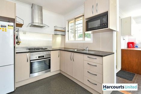 Photo of property in 8 Village Way, Ardmore, Papakura, 2582