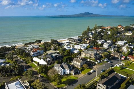 Photo of property in 23 Ewen Street, Hauraki, Auckland, 0622