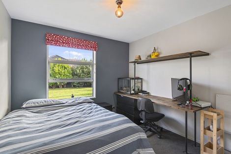 Photo of property in 14 Ashview Place, Rangiora, 7400