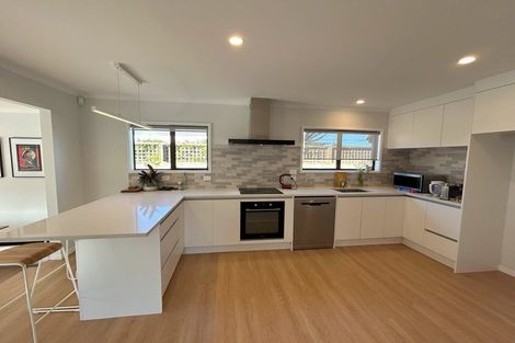 Photo of property in 225b Dickson Road, Papamoa Beach, Papamoa, 3118