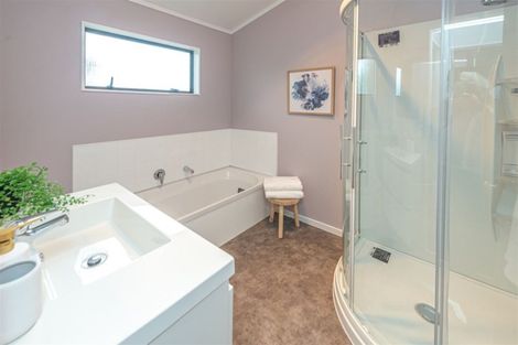 Photo of property in 64 Treadwell Street, Springvale, Whanganui, 4501