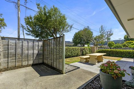 Photo of property in 27 Fraser Crescent, Elderslea, Upper Hutt, 5018