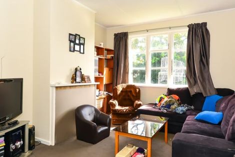 Photo of property in 79 Fairfield Road, Fairfield, Hamilton, 3214