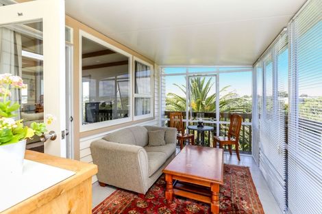 Photo of property in 13d Wallace Place, Westown, New Plymouth, 4310