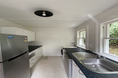 Photo of property in 143 Wadestown Road, Wadestown, Wellington, 6012