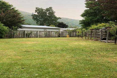 Photo of property in 3 Mckibbin Place, Arrowtown, 9302