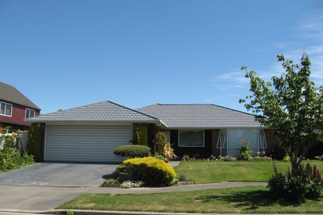 Photo of property in 43 Berkshire Drive, Avonhead, Christchurch, 8042