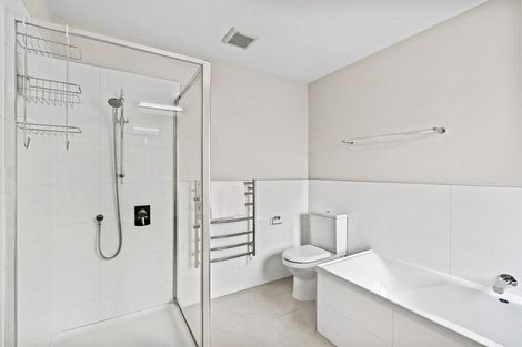 Photo of property in 61 Panorama Heights, Orewa, 0931