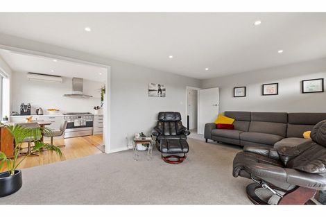 Photo of property in 4 Chevy Place, Hoon Hay, Christchurch, 8025