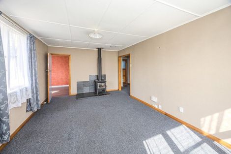 Photo of property in 1 Roach Street, Holmes Hill, Oamaru, 9401