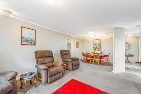 Photo of property in 5 Cranbrook Place, Rototuna North, Hamilton, 3210