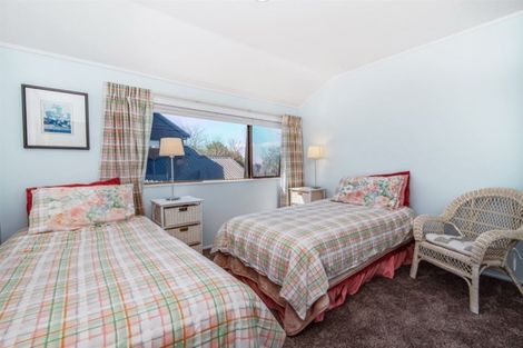 Photo of property in 2/30 Kowhai Road, Campbells Bay, Auckland, 0630