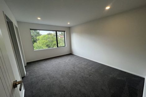 Photo of property in 10 Korokio Lane, Henderson, Auckland, 0612