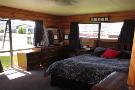 Photo of property in 32 Packers Quay, Blaketown, Greymouth, 7805