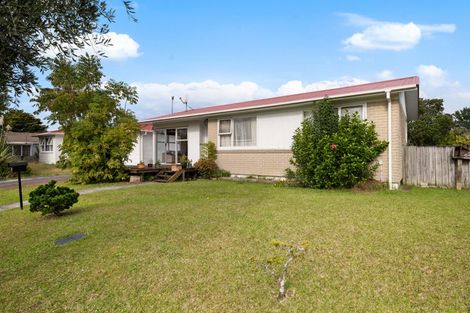 Photo of property in 80 Riverpark Crescent, Henderson, Auckland, 0610