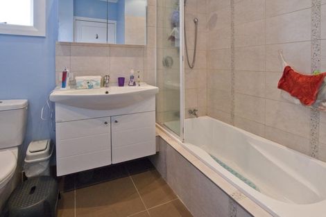 Photo of property in 36 Selwyn Road, Lynmore, Rotorua, 3010