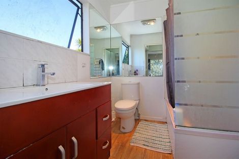 Photo of property in 10a White Swan Road, Mount Roskill, Auckland, 1041