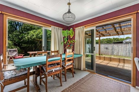 Photo of property in 21 Pararewa Drive, Whalers Gate, New Plymouth, 4310