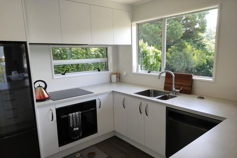 Photo of property in 4b Cedar Street, Maungaraki, Lower Hutt, 5010