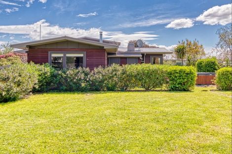 Photo of property in 76 Napier Road, Havelock North, 4130