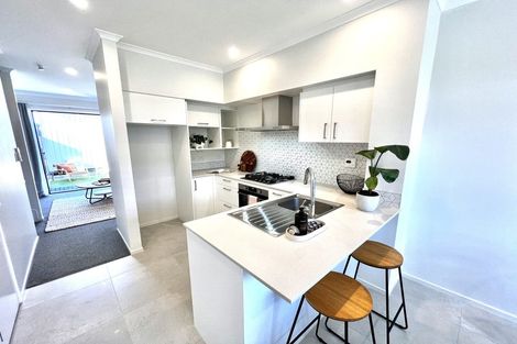 Photo of property in 60 Manarini Road, Westgate, Auckland, 0614