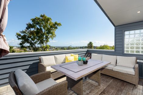 Photo of property in 15 Parnwell Place, Ohauiti, Tauranga, 3112