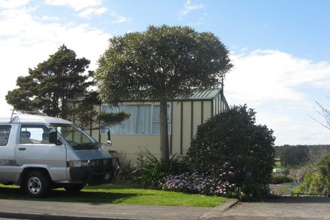 Photo of property in 57 Queens Road, Glen Avon, New Plymouth, 4312