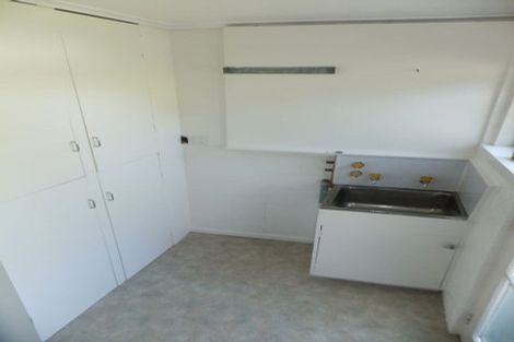 Photo of property in 46 Deuxberry Avenue, Northcote, Auckland, 0627