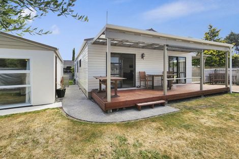 Photo of property in 27 Candu Lane, Kinloch, Taupo, 3377
